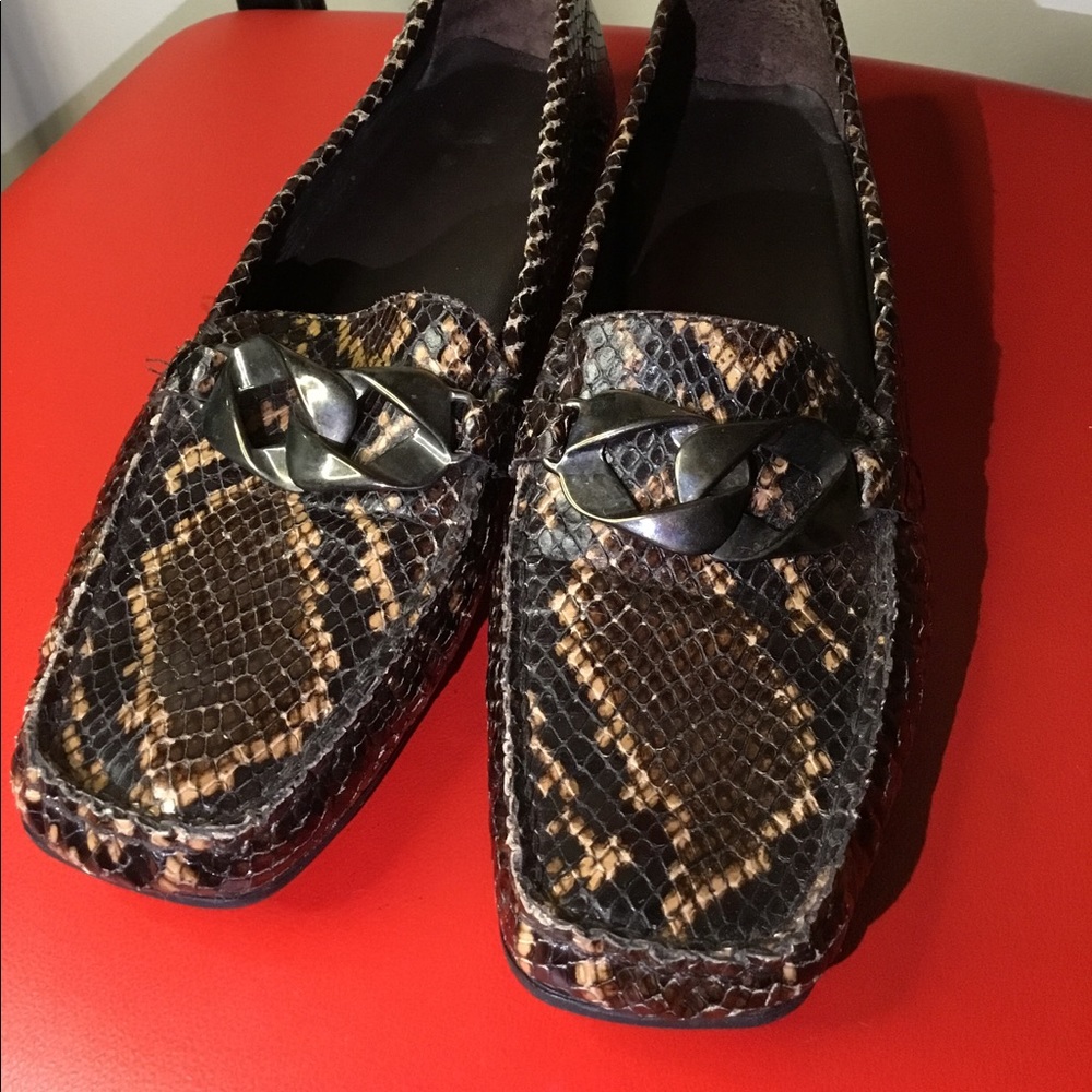 Stuart Weitzman Authentic Snake Skin Drivers - image 7